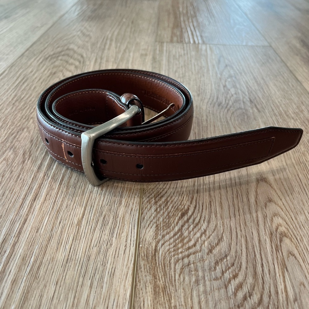 Johnston & Murphy Men’s Leather Belt - Picture 1 of 4